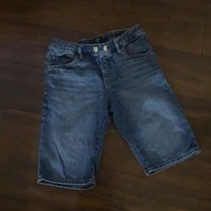 Gap shorts